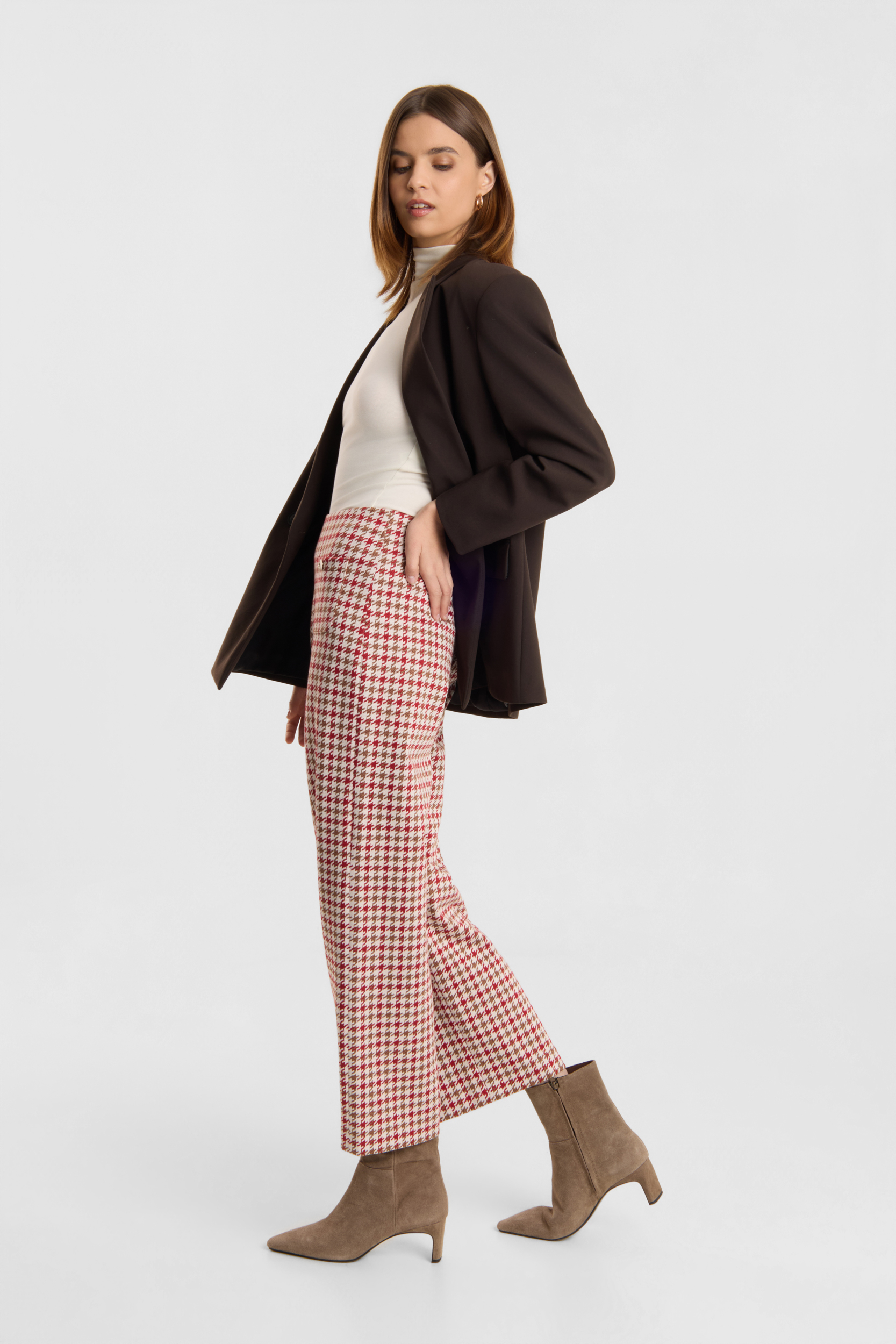 Elaine P 7/8